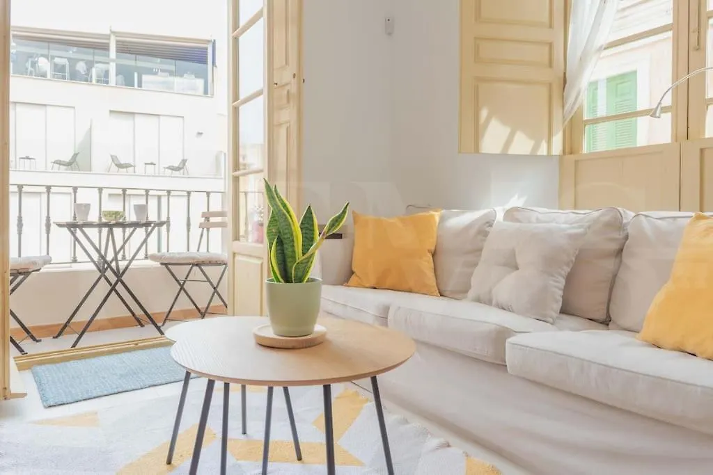 Penthouse With Private Rooftop - Center By Rems مالقة 0*,